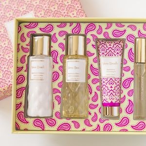 Vera Bradley Apple Berry Champagne Discovery Set